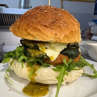 GREEN BURGER