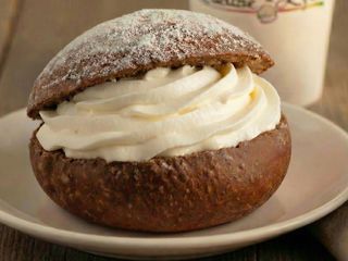 Briozza cacao con Chantilly
