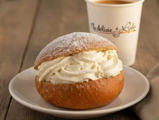 Briozza classica con chantilly