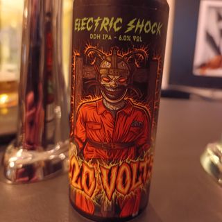 Electric shock 220 V