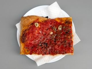 Pizza marinara