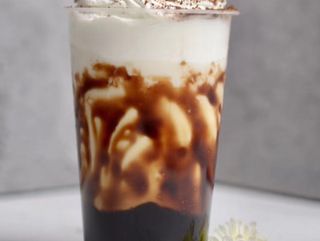 Boba con zucchero nero ⿊糖鲜奶