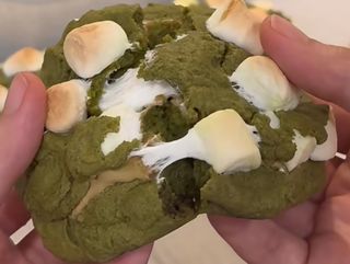 NEW YORK BIG Cookie con Matcha Goji Berry