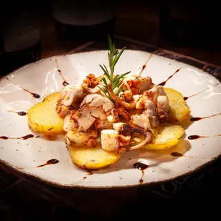 Polpo spadellato.