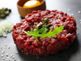 Tartare di Rubia Gallega con glassa di aceto balsamico