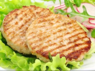 Hamburger di pollo con insalata verde (1pz)