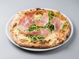 Bianca con rucola e crudo