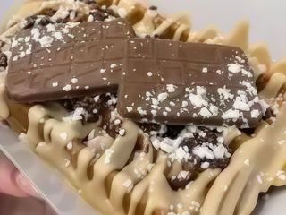 Waffle Kinder cards
