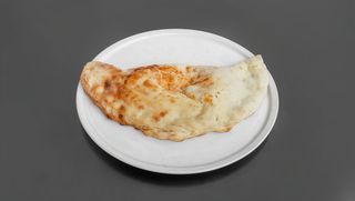 Margherita calzone