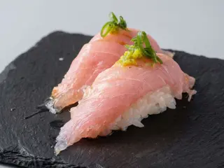 Nigiri tonno - 2 pezzi