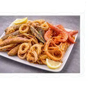 A8. Verdure e frutti di mare fritto