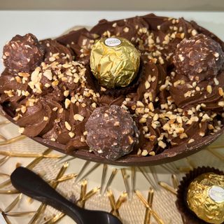 Uovo ripieno rocher