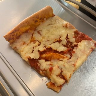 Pizza Quadrata con mozzarella e pomodoro