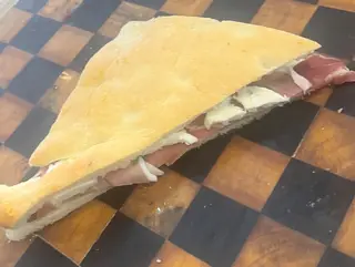 Crudo e mozzarella