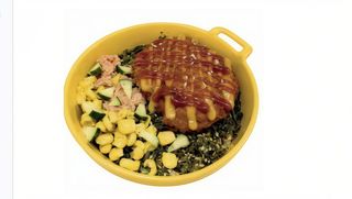 Riso con cotoletta di pollo e alghe nori