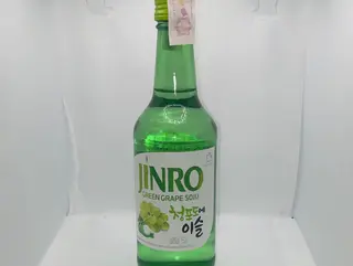 Jinro korea  soju  Flavor Green Grape 13%Vol 350ml
