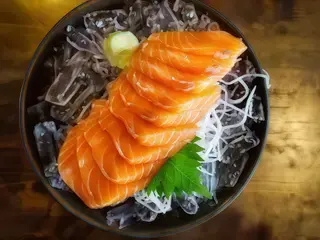Sashimi salmone  10 pezzi