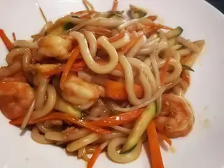 Udon con frutti di mare