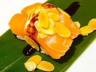 Nigiri sake spicy