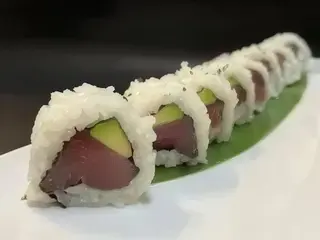 Uramaki maguro