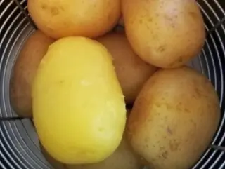 Patate  lesse pelate 500g prodotto dopo le  ore 15