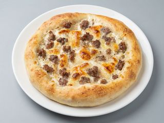 Salsiccia funghi e panna