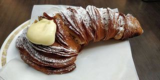 Coda d'aragosta con crema chantilly