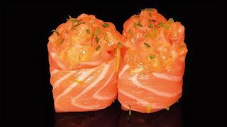 72 Gunkan spicy salmone 2 pezzi