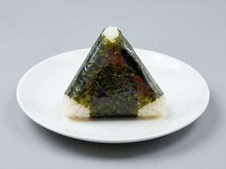 Onigiri salmone