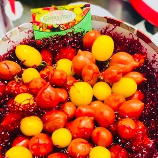 Pomodori gialli e rossi
