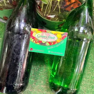 Vino rosso manduria. Bianco falaghina