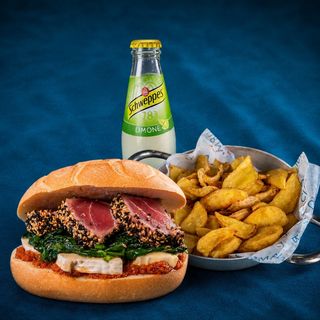 Brie- vido di Tonno + Patatine e Soft Drink in Omaggio