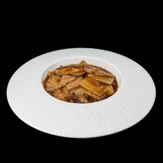 235.MANZO FUNGHI E BAMBU
