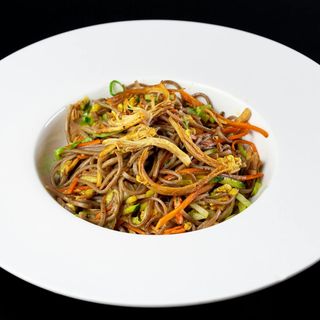 216.SOBA CON POLLO