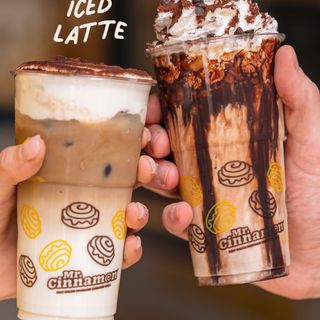 Iced latte tiramisù