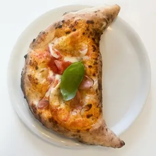 Calzone al prosciutto