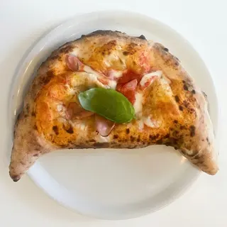 Calzone al salame