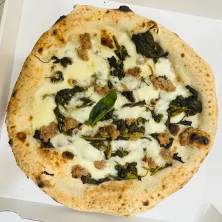 Salsiccia e friarielli 1
