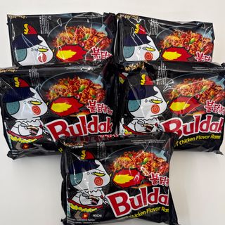 Buldak 5 pezzi x 140g Hot Chicken Flavour Ramen