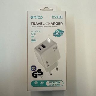 Adattatore con uscita USB-A e USB-C