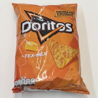 Doritos snack di mais al gusto formaggio 140g