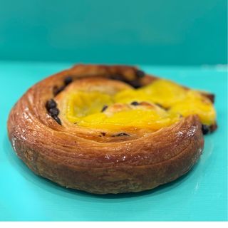 Girella di sfoglia crema e cioccolato