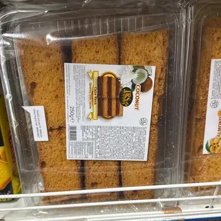 Coconut cakerusk