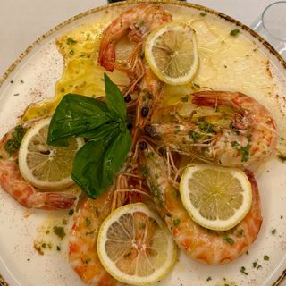 Mazzancolle al tegame saltati con limone, prezzemolo