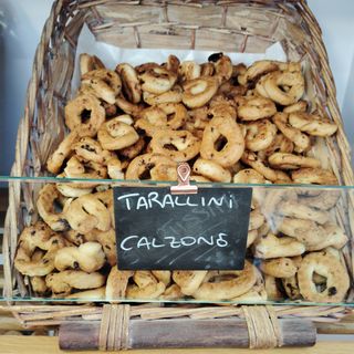 500 Grammi di Taralli Al Calzone