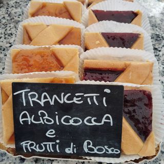 Crostatine Albicocca e Frutti di bosco