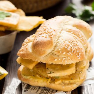 Panino con panelle e crocchè
