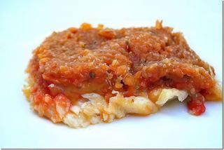 Trancio di baccala in crosta di pomodoro secco su salsa di sfincione