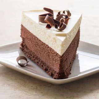 TORTA AI TRE CIOCCOLATI