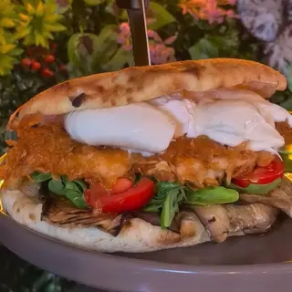 COMPONI LA TUA PUCCIA